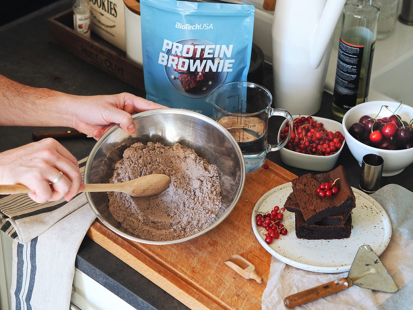 BioTechUSA Protein Brownie, Baking Mix with Collagen, whey proteins and sweeteners. 600 g, Chocolate